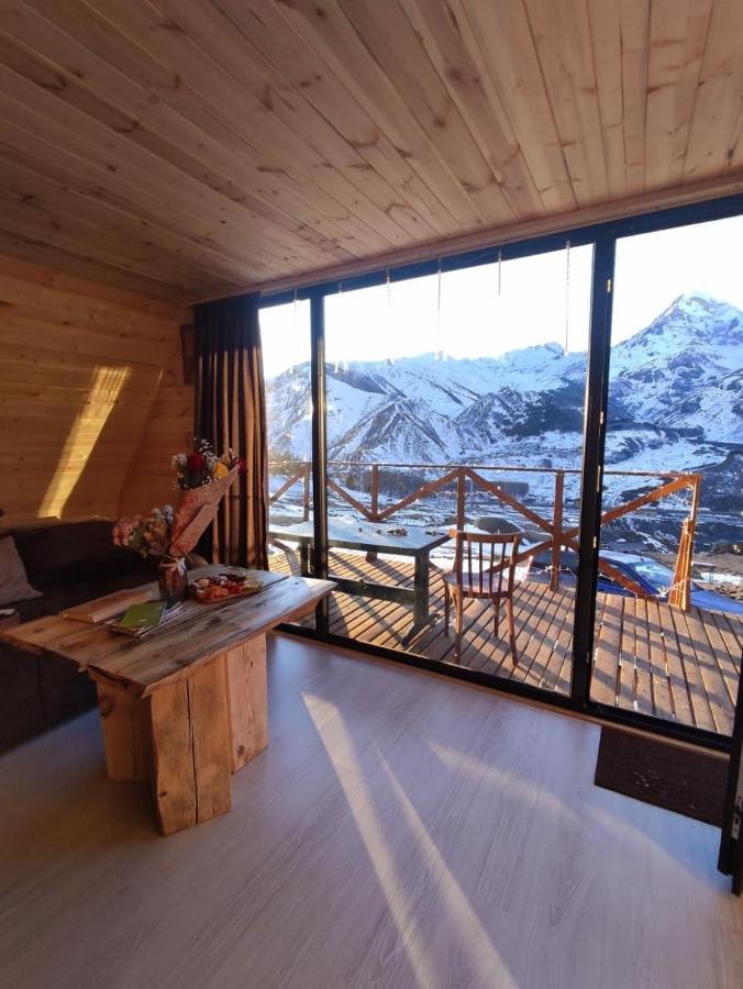 Alone Cottage Kazbegi Esterno foto