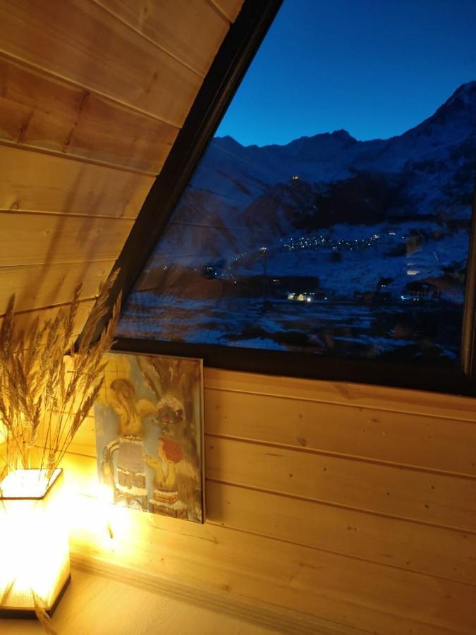 Alone Cottage Kazbegi Esterno foto