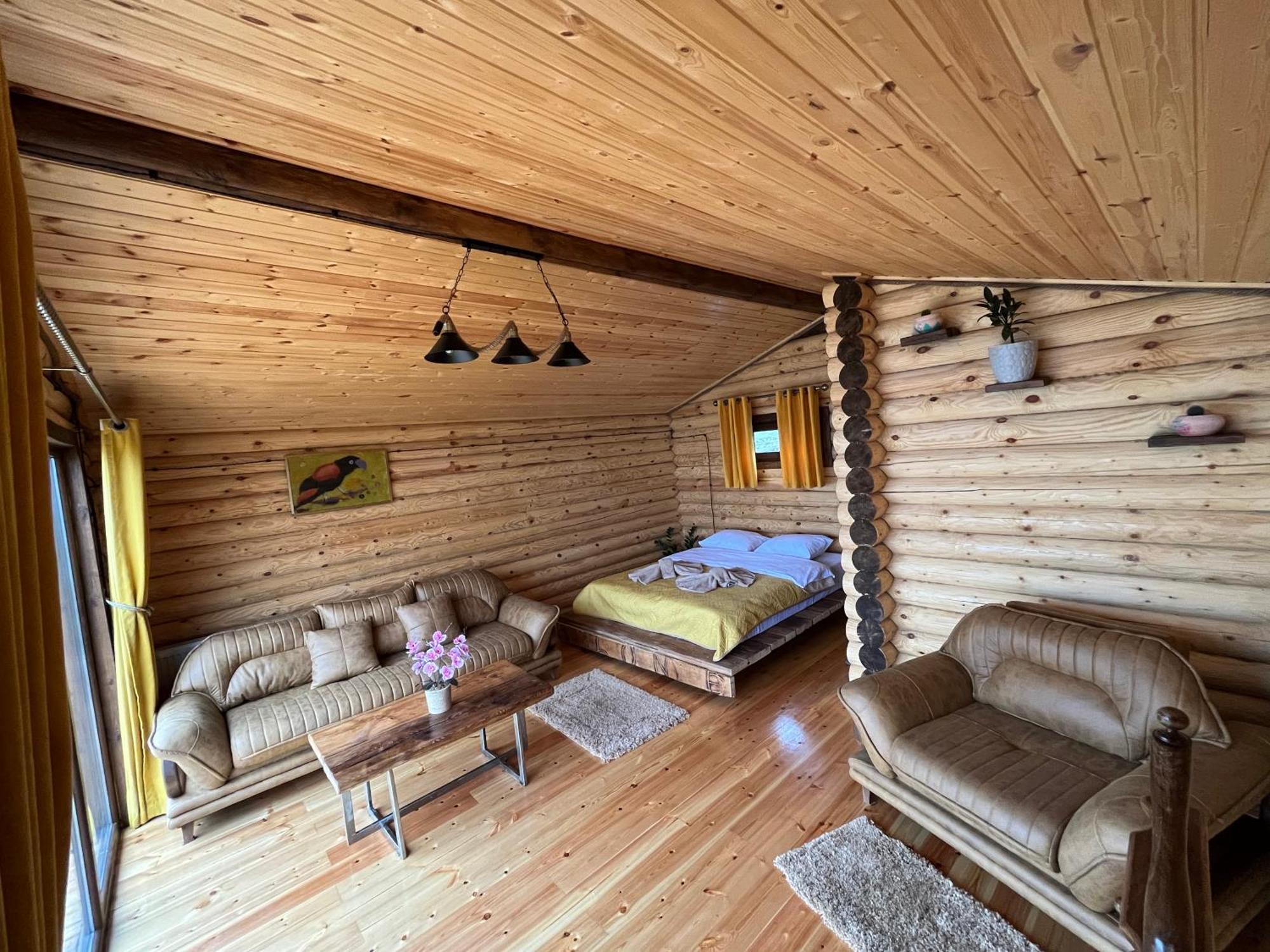 Alone Cottage Kazbegi Esterno foto